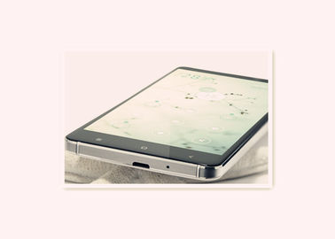 Curved Screen WKV700 x 5 Inch Screen Smartphones Mt6582 Quad Core 8Mp Camera